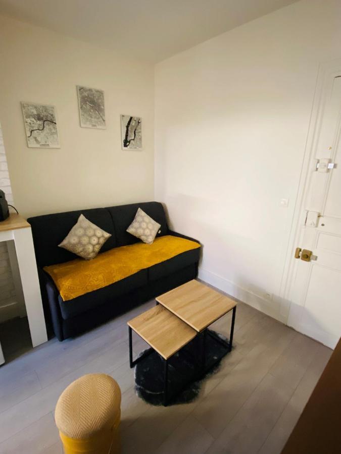Apartment Enghien-les-bains: Au Coeur Du Centre Ville. *